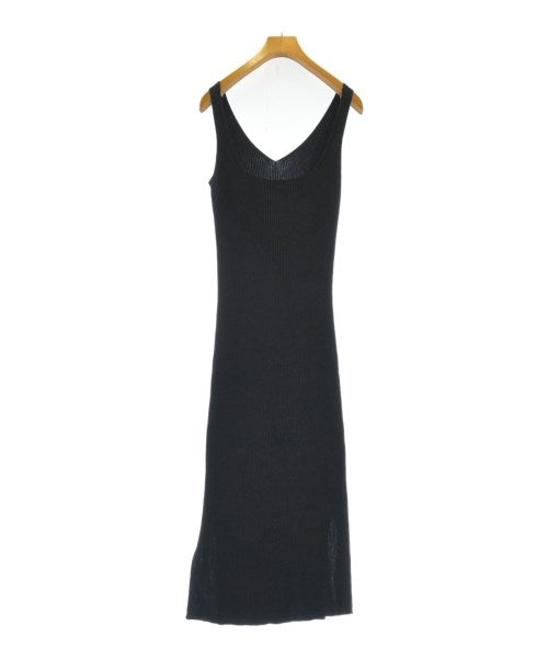 netene. ชุดเดรส