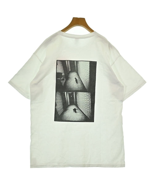 Qucon เสื้อยืด/เสื้อท็อปส์
