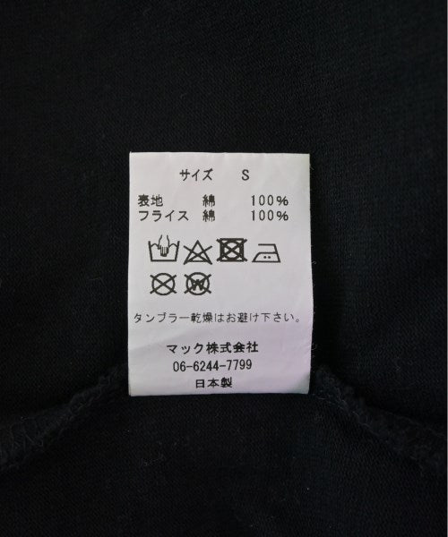 PUNKTUM เสื้อยืด/เสื้อท็อปส์