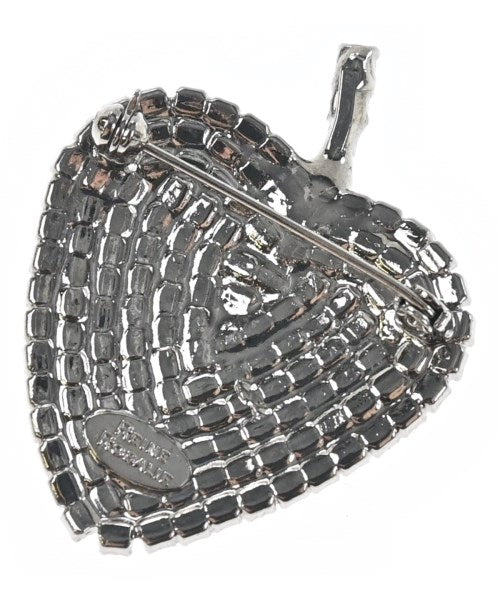 Other brand เข็มกลัด/ดอกไม้ติดเสื้อ