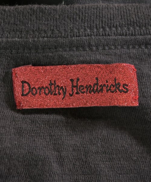 Dorothy Hendricks เสื้อยืด/เสื้อท็อปส์
