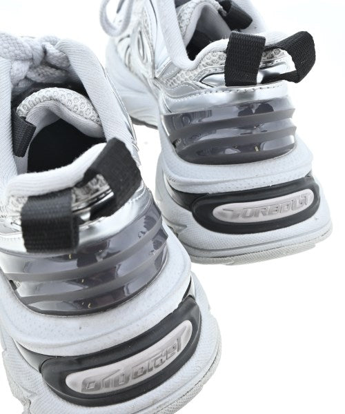 Other brand รองเท้าผ้าใบ