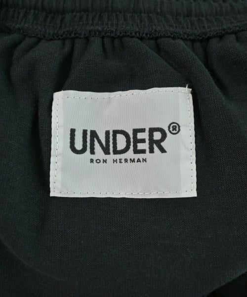 UNDER R กางเกงขาสั้น