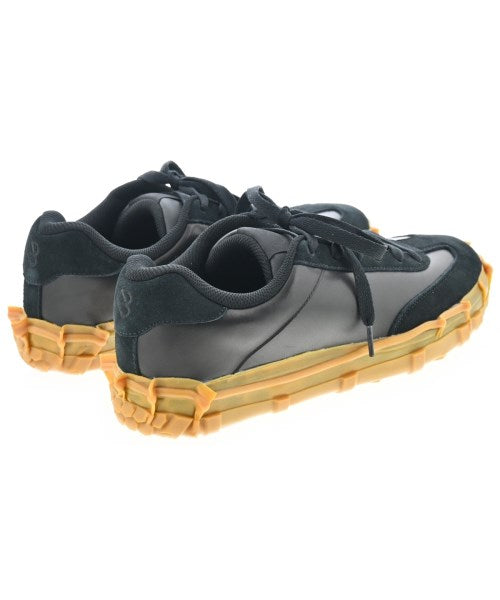 Other brand รองเท้าผ้าใบ