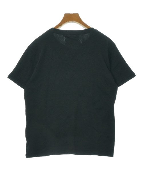 v::room เสื้อยืด/เสื้อท็อปส์