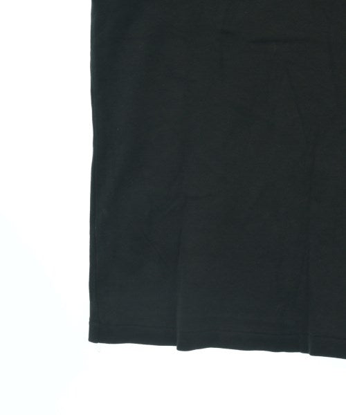 v::room เสื้อยืด/เสื้อท็อปส์