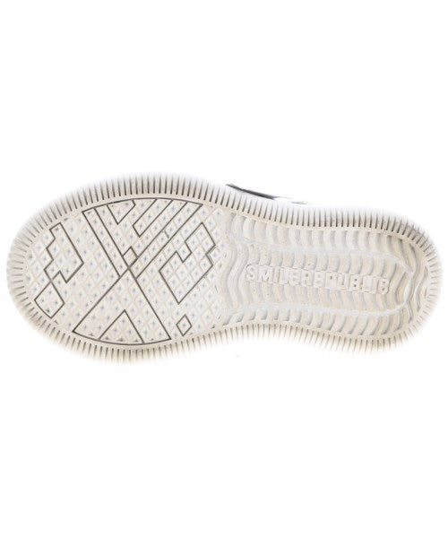 Other brand รองเท้าผ้าใบ