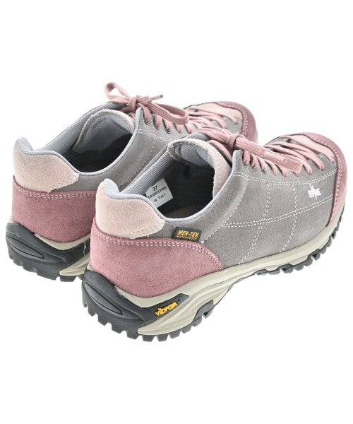 Other brand รองเท้าผ้าใบ