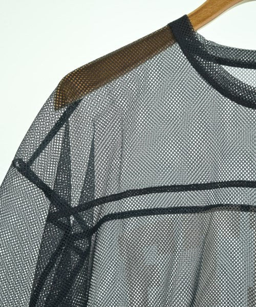 FUTUREMADE STUDIO เสื้อยืด/เสื้อท็อปส์