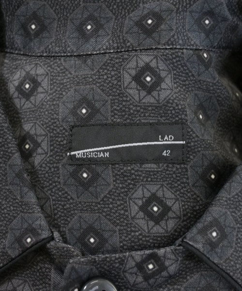 LAD MUSICIAN เสื้อลำลอง