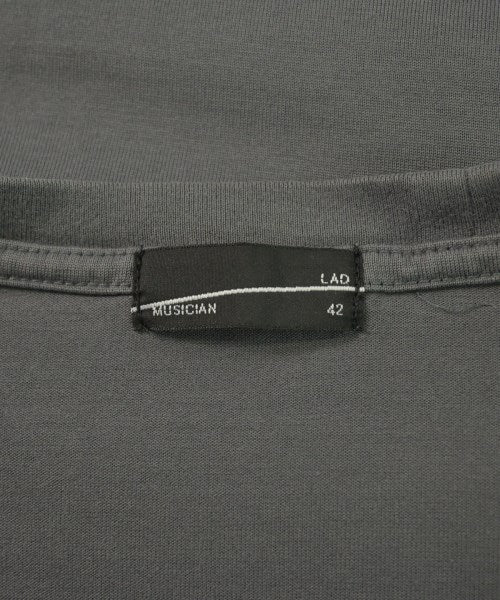 LAD MUSICIAN เสื้อยืด/เสื้อท็อปส์