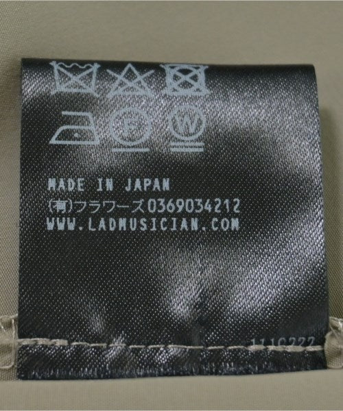 LAD MUSICIAN เสื้อลำลอง