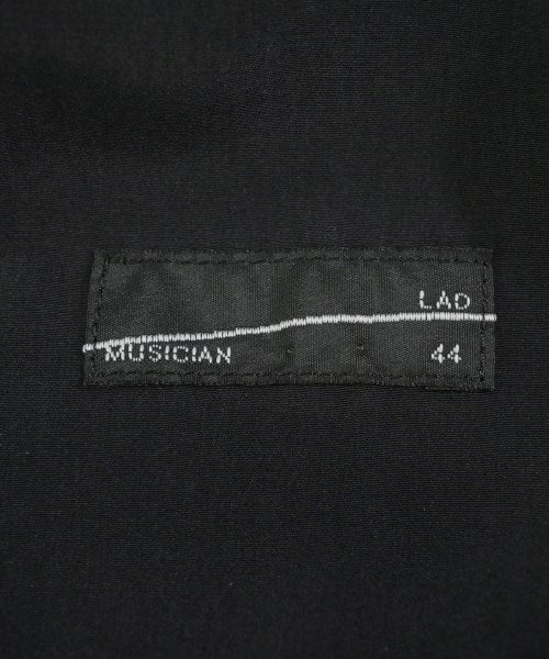 LAD MUSICIAN เสื้อลำลอง