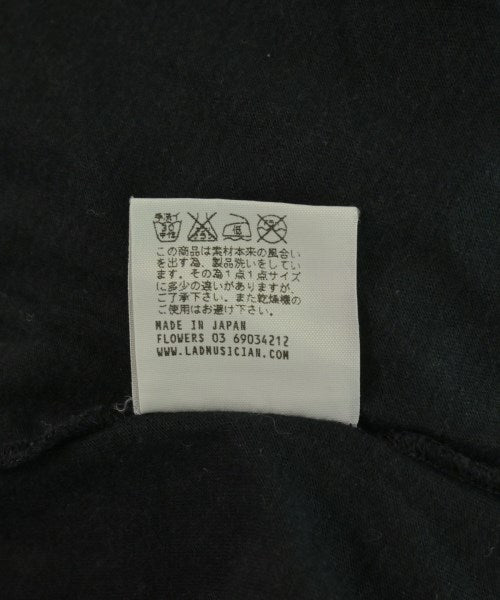 LAD MUSICIAN เสื้อยืด/เสื้อท็อปส์