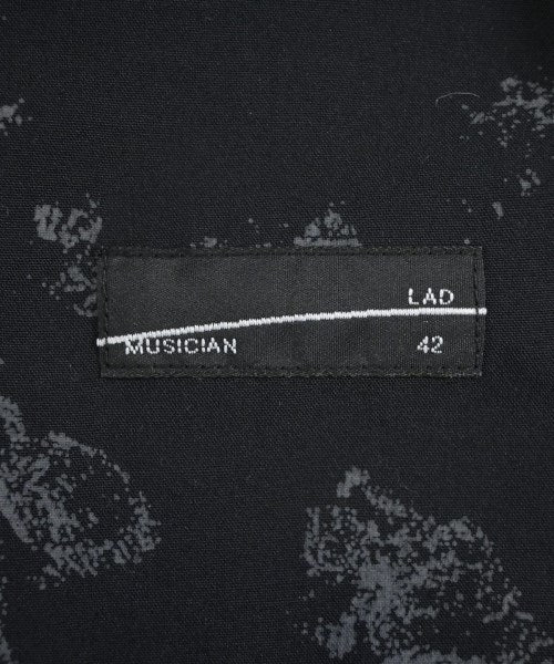 LAD MUSICIAN เสื้อลำลอง
