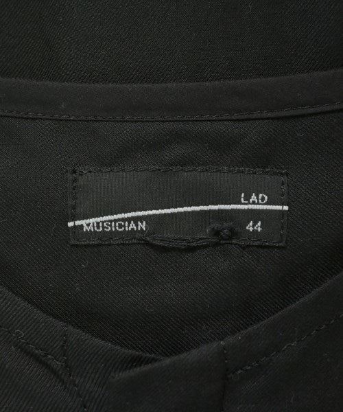 LAD MUSICIAN เสื้อลำลอง