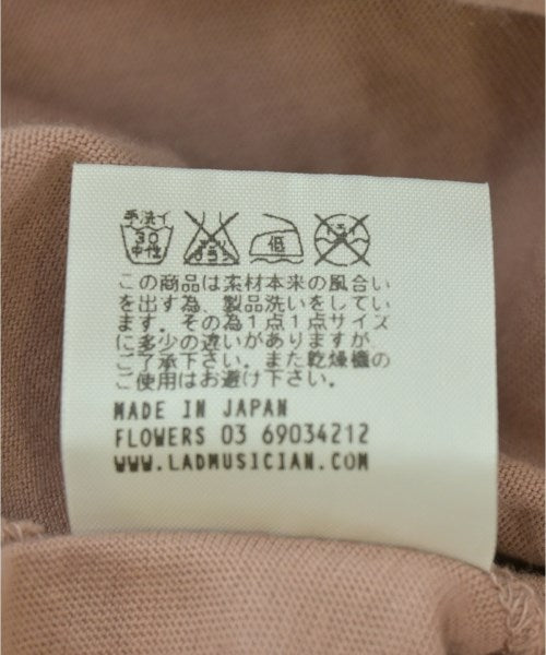 LAD MUSICIAN เสื้อยืด/เสื้อท็อปส์