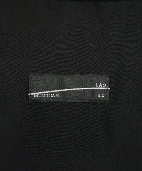 LAD MUSICIAN เสื้อลำลอง