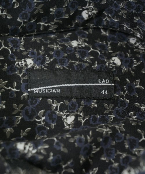 LAD MUSICIAN เสื้อลำลอง