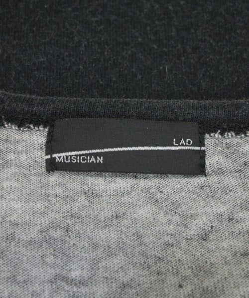 LAD MUSICIAN เสื้อยืด/เสื้อท็อปส์