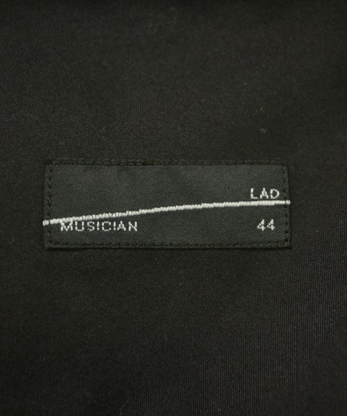LAD MUSICIAN เสื้อลำลอง