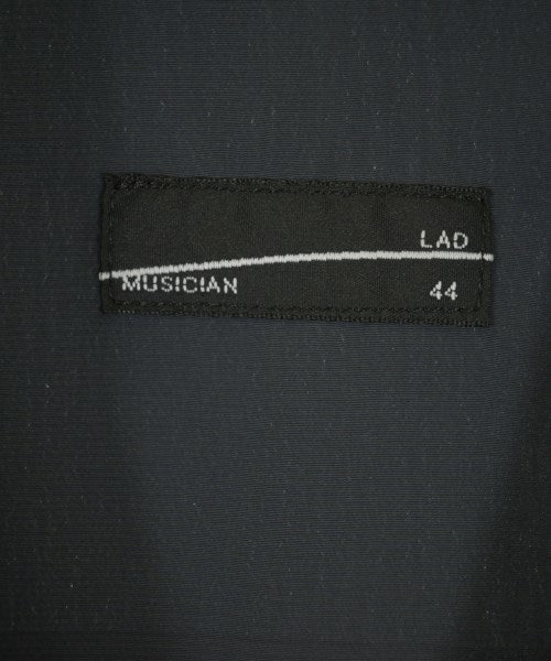 LAD MUSICIAN เสื้อลำลอง