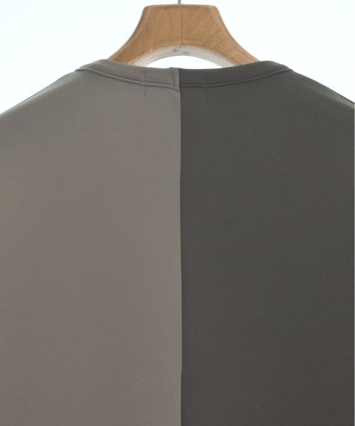 Aba house เสื้อยืด/เสื้อท็อปส์