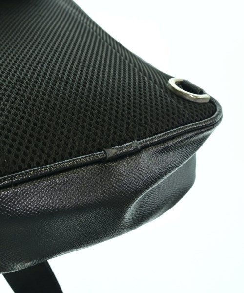 TAKEO KIKUCHI กระเป๋าสะพาย