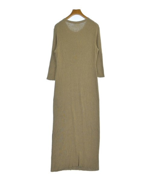 Deuxieme Classe ชุดเดรส