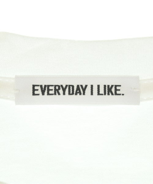 EVERYDAY I LIKE เสื้อยืด/เสื้อท็อปส์
