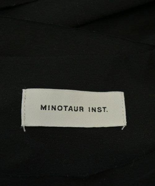 MINOTAUR เสื้อยืด/เสื้อท็อปส์