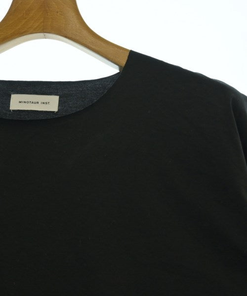 MINOTAUR เสื้อยืด/เสื้อท็อปส์