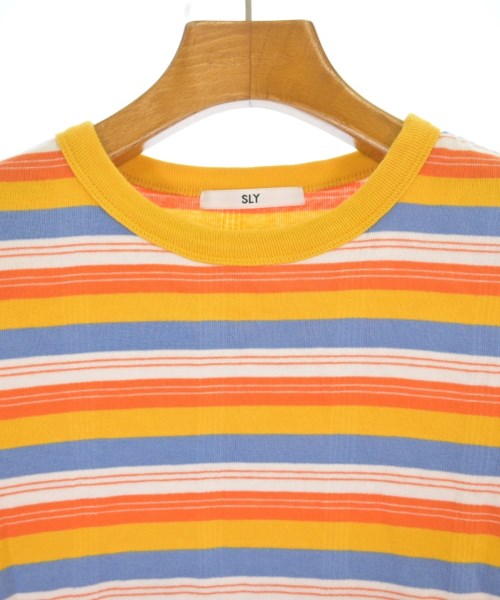 SLY เสื้อยืด/เสื้อท็อปส์