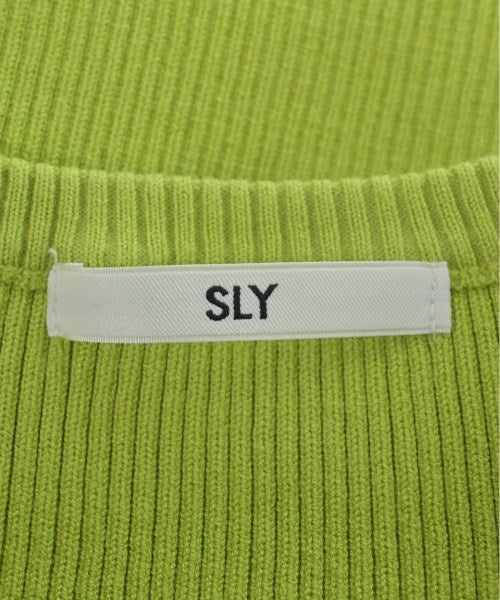 SLY เสื้อกันหนาว