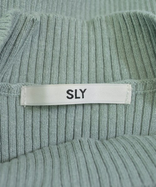 SLY เสื้อกันหนาว
