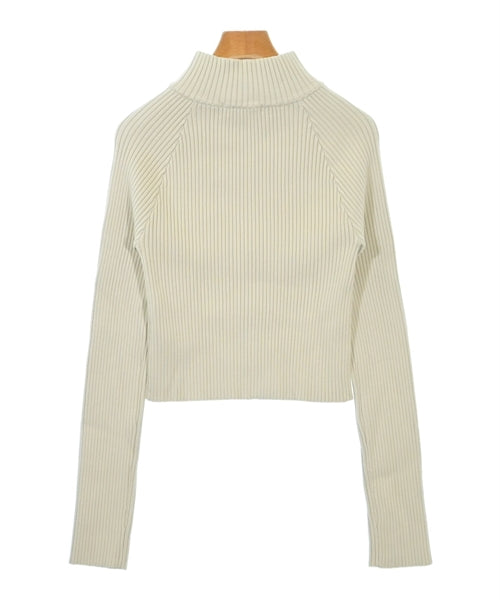 SLY เสื้อกันหนาว