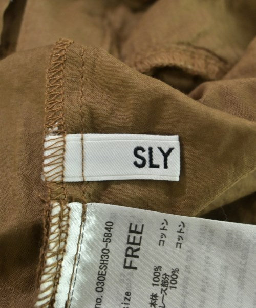 SLY เสื้อสตรี