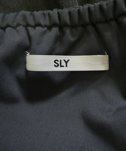 SLY กระโปรงสั้น