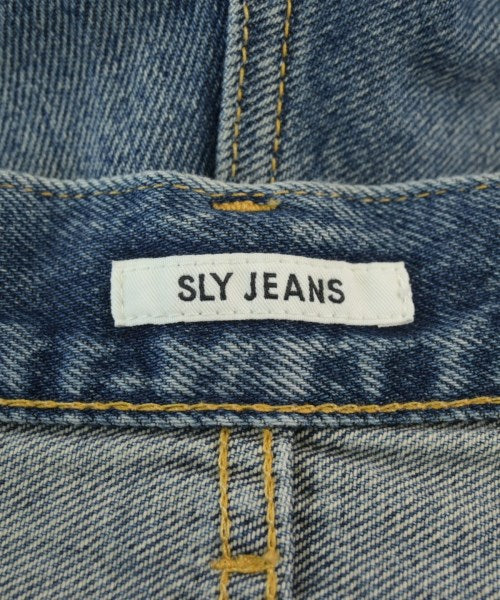 SLY ยีนส์