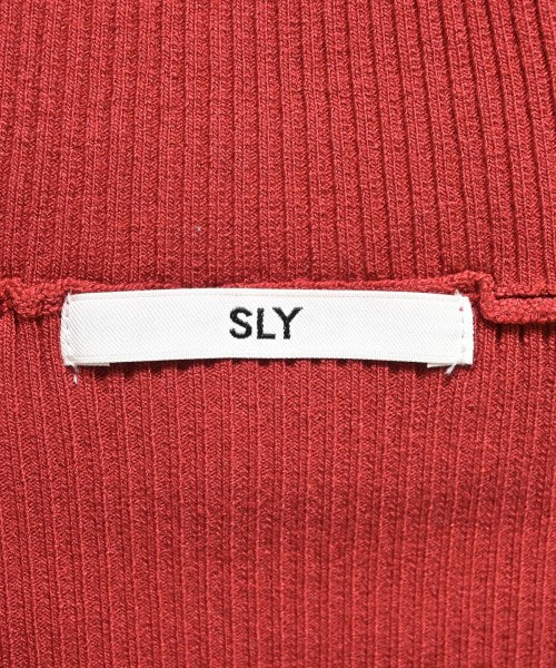 SLY เสื้อกันหนาว