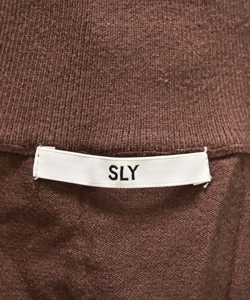 SLY เสื้อกันหนาว