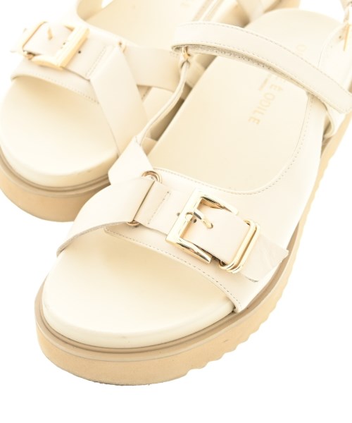 Odette e Odile รองเท้าแตะ