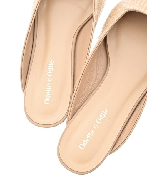 Odette e Odile รองเท้าแตะ