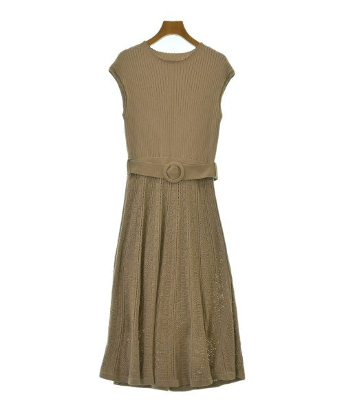 JUSGLITTY ชุดเดรส