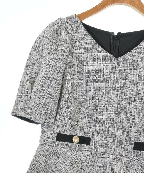 JUSGLITTY เสื้อสตรี