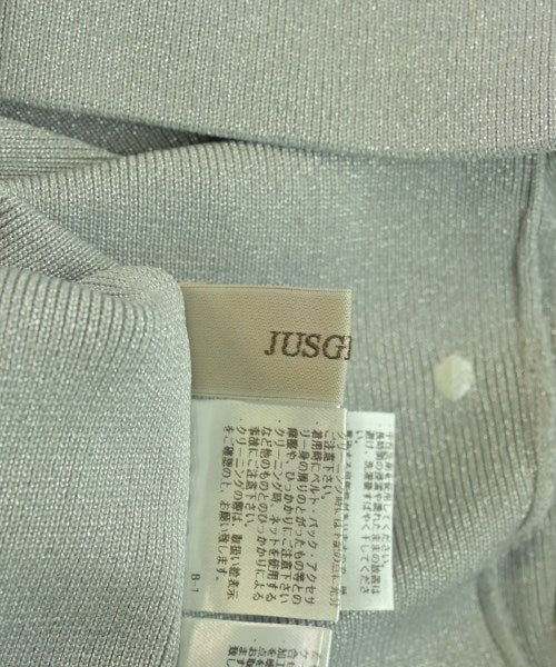 JUSGLITTY เสื้อแขนกุด