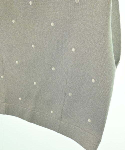 JUSGLITTY เสื้อแขนกุด