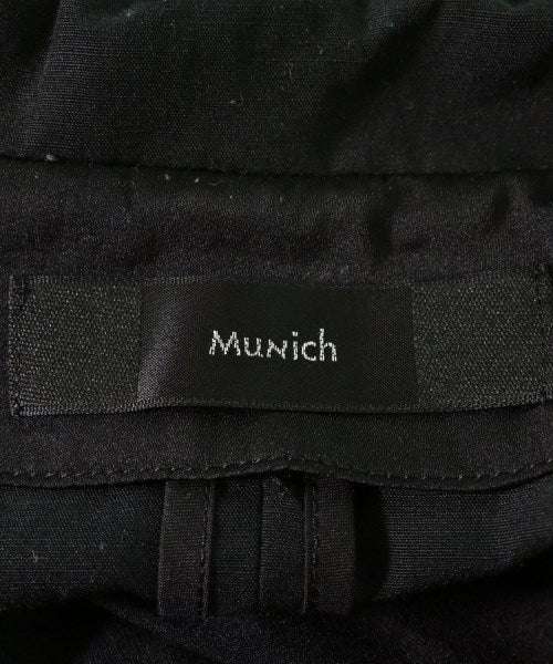 MUNICH เสื้อคลุมคอปก Soutien