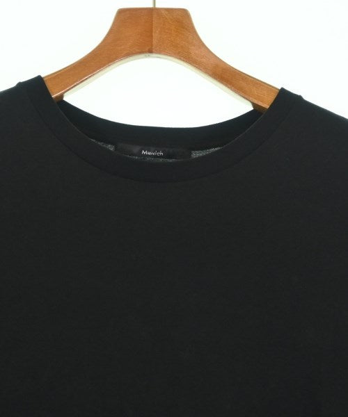 MUNICH เสื้อยืด/เสื้อท็อปส์