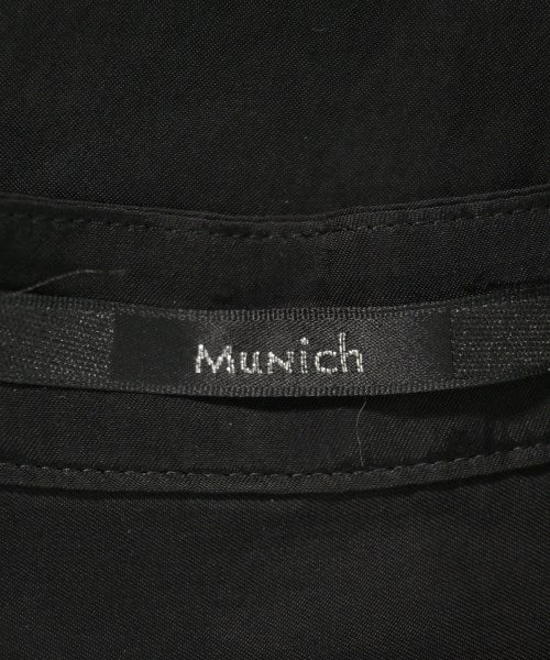 MUNICH เสื้อสตรี